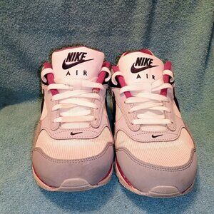 Nike Women's Air Max Correlate